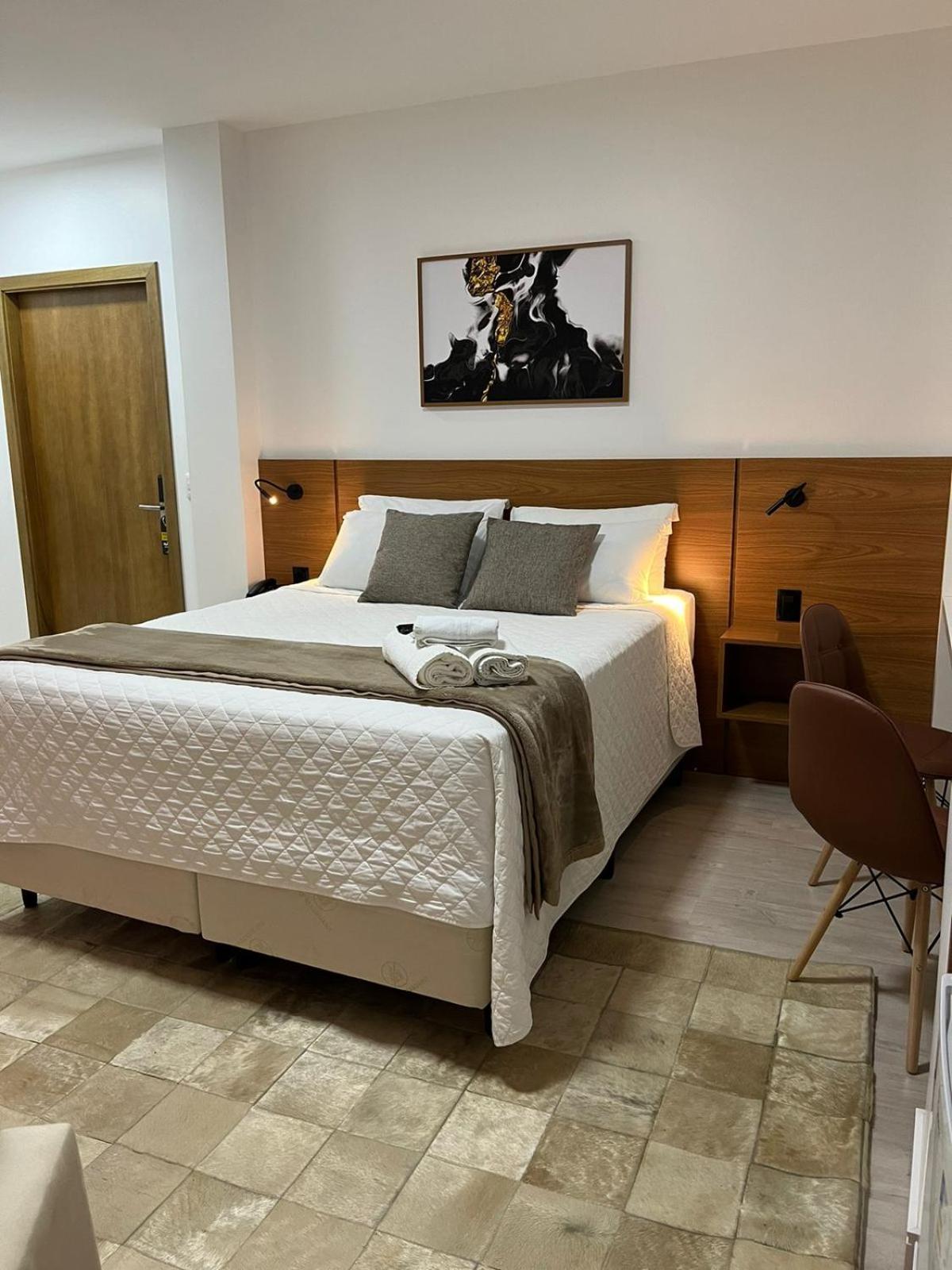 Zallon Hotel Executivo Лажеаду Экстерьер фото