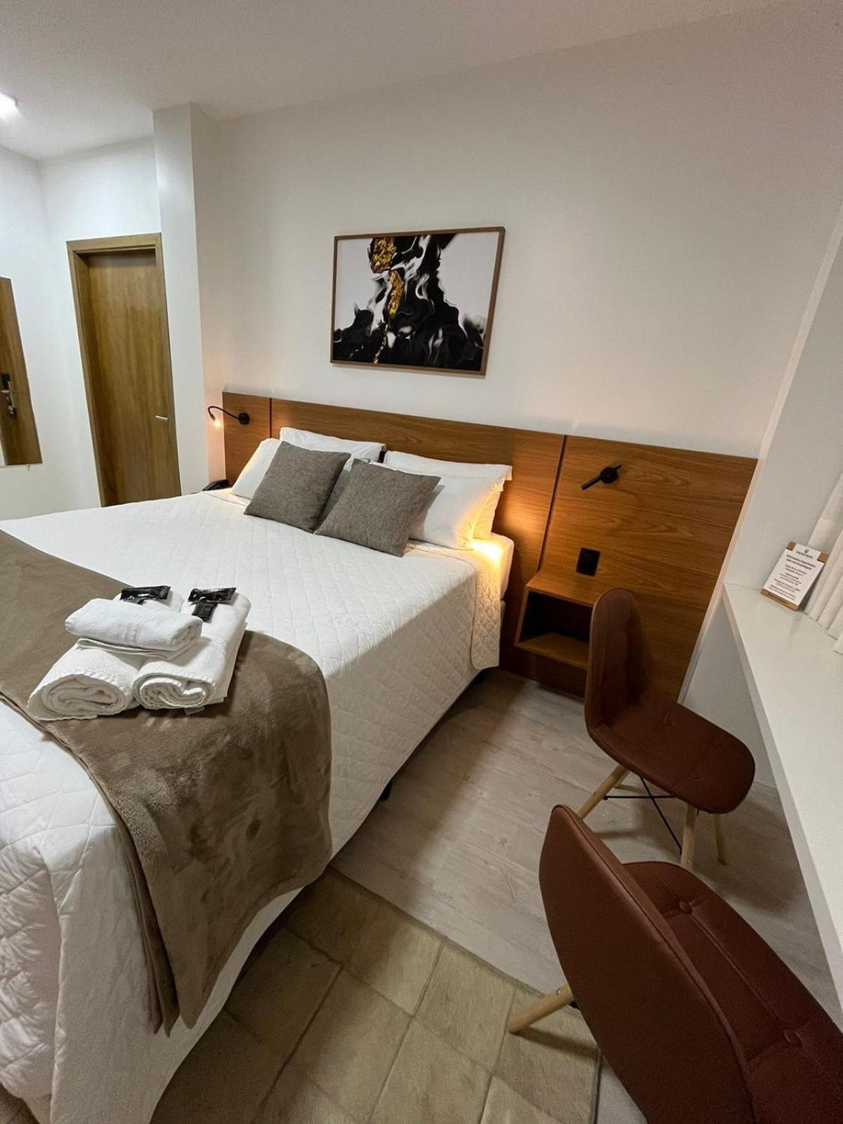 Zallon Hotel Executivo Лажеаду Экстерьер фото