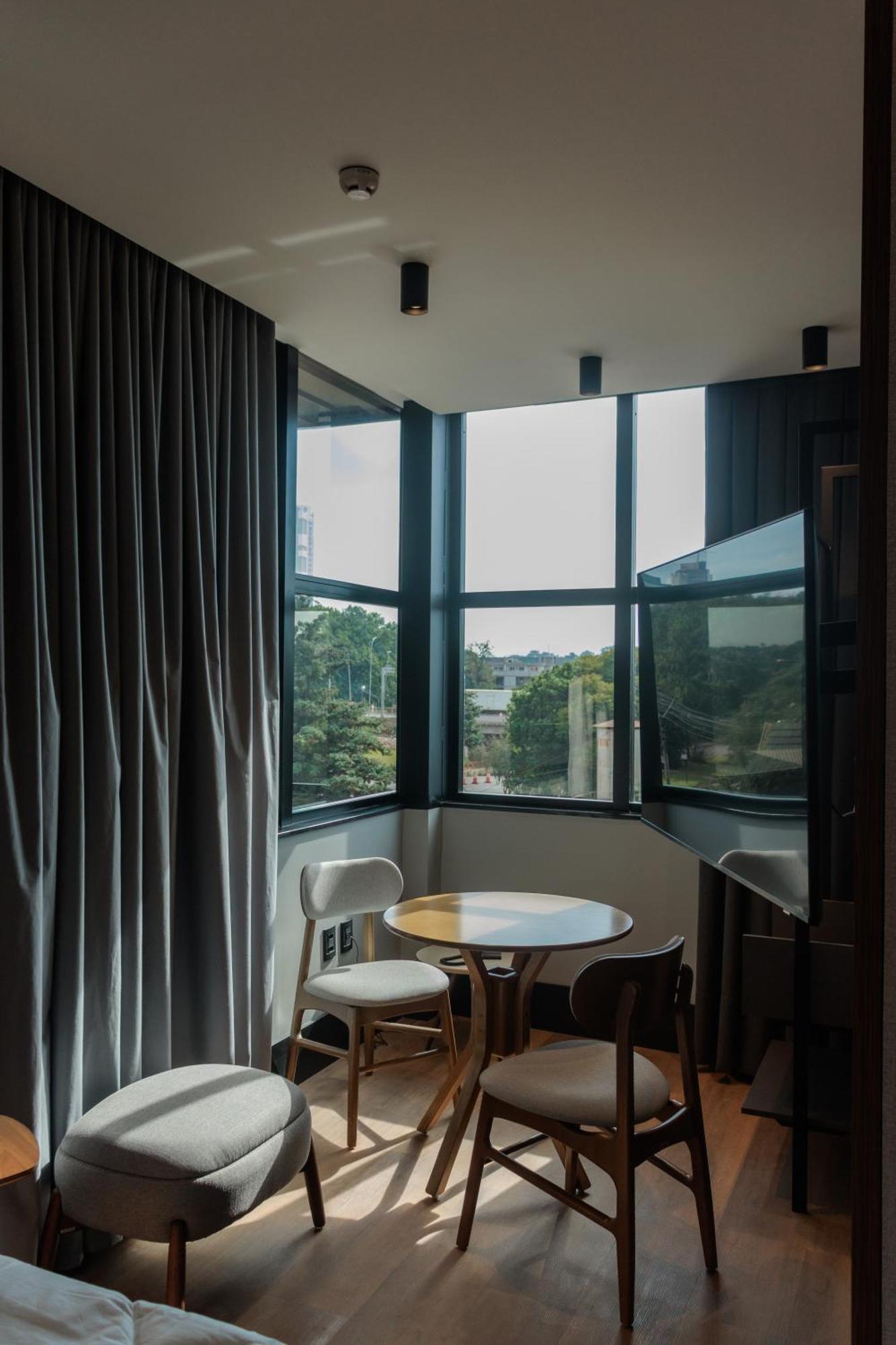 Zallon Hotel Executivo Лажеаду Экстерьер фото