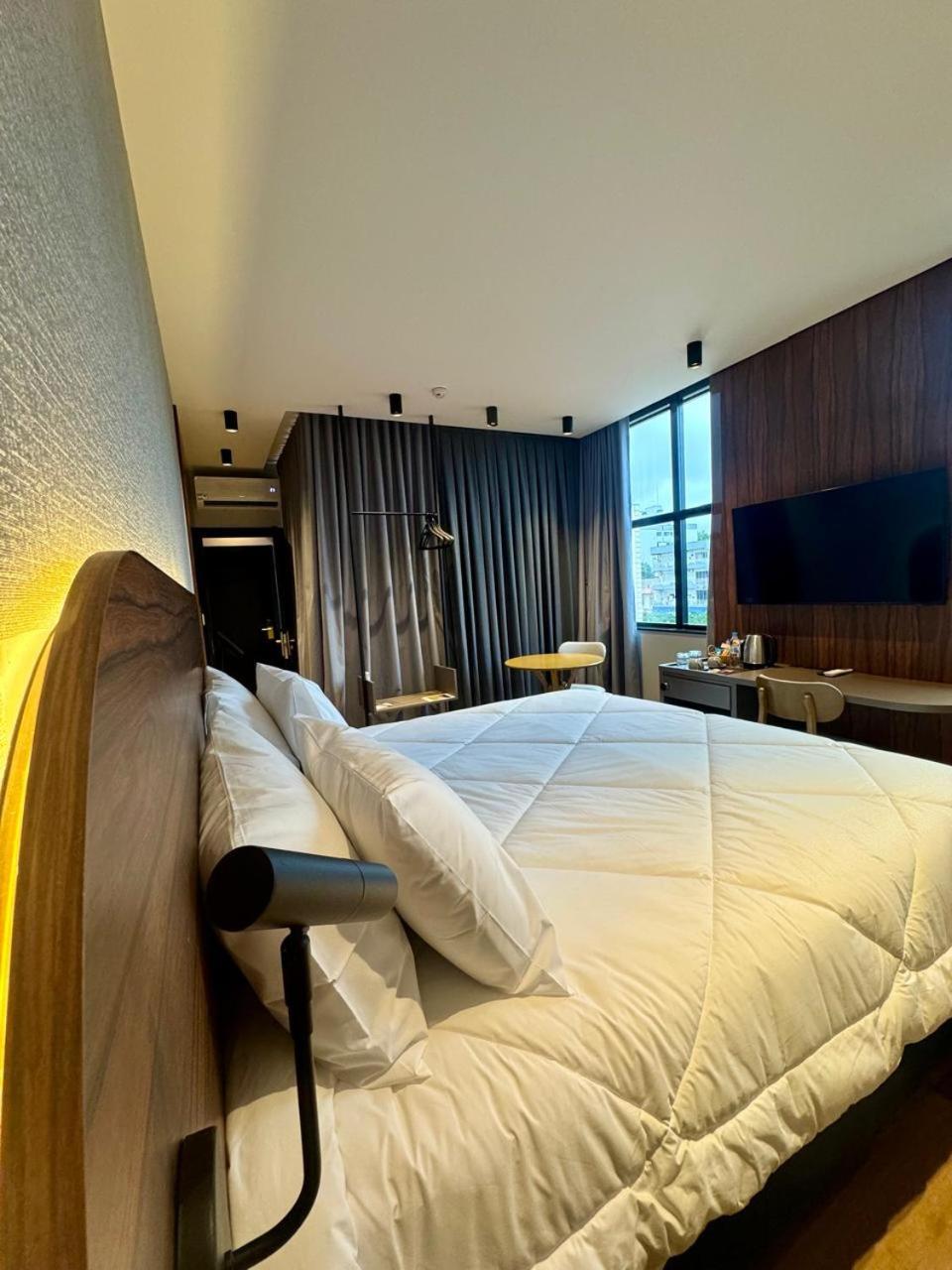 Zallon Hotel Executivo Лажеаду Экстерьер фото