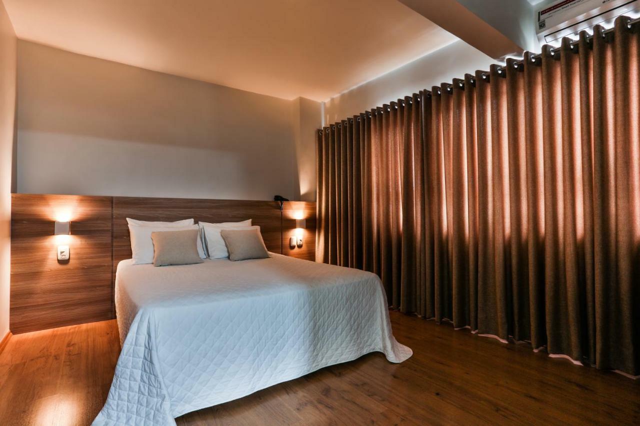 Zallon Hotel Executivo Лажеаду Экстерьер фото